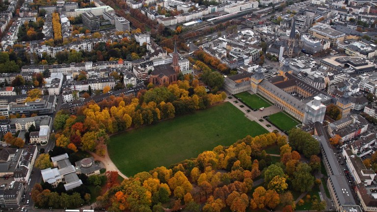 Uni von oben